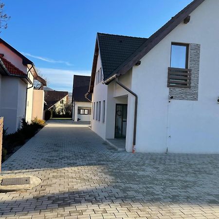 Fenyo Apartman House Ii. Odorheiu Secuiesc Exteriör bild