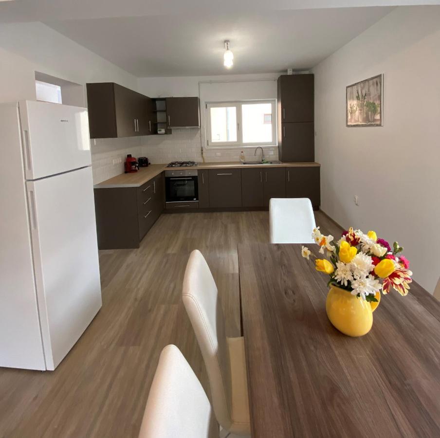 Fenyo Apartman House Ii. Odorheiu Secuiesc Exteriör bild