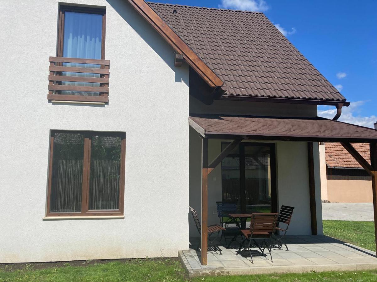 Fenyo Apartman House Ii. Odorheiu Secuiesc Exteriör bild